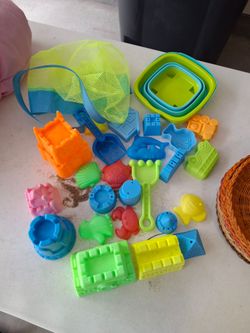 Sand castle set with bag