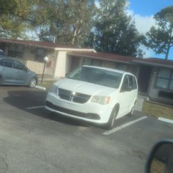 Minivan Drive Good Cold Ac