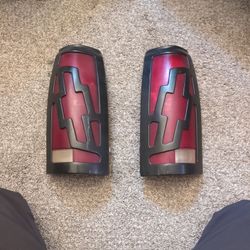 Chevy Pickup 1500. Tail light Assembly