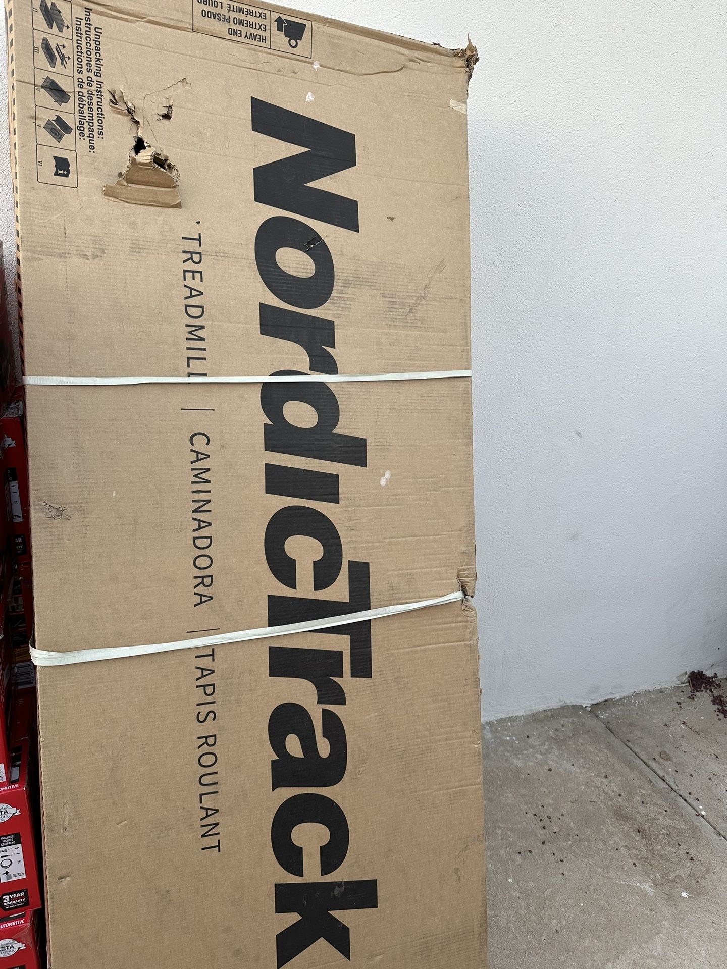 Nordictrack Exp 7i New In Box Treadmill Caminadora