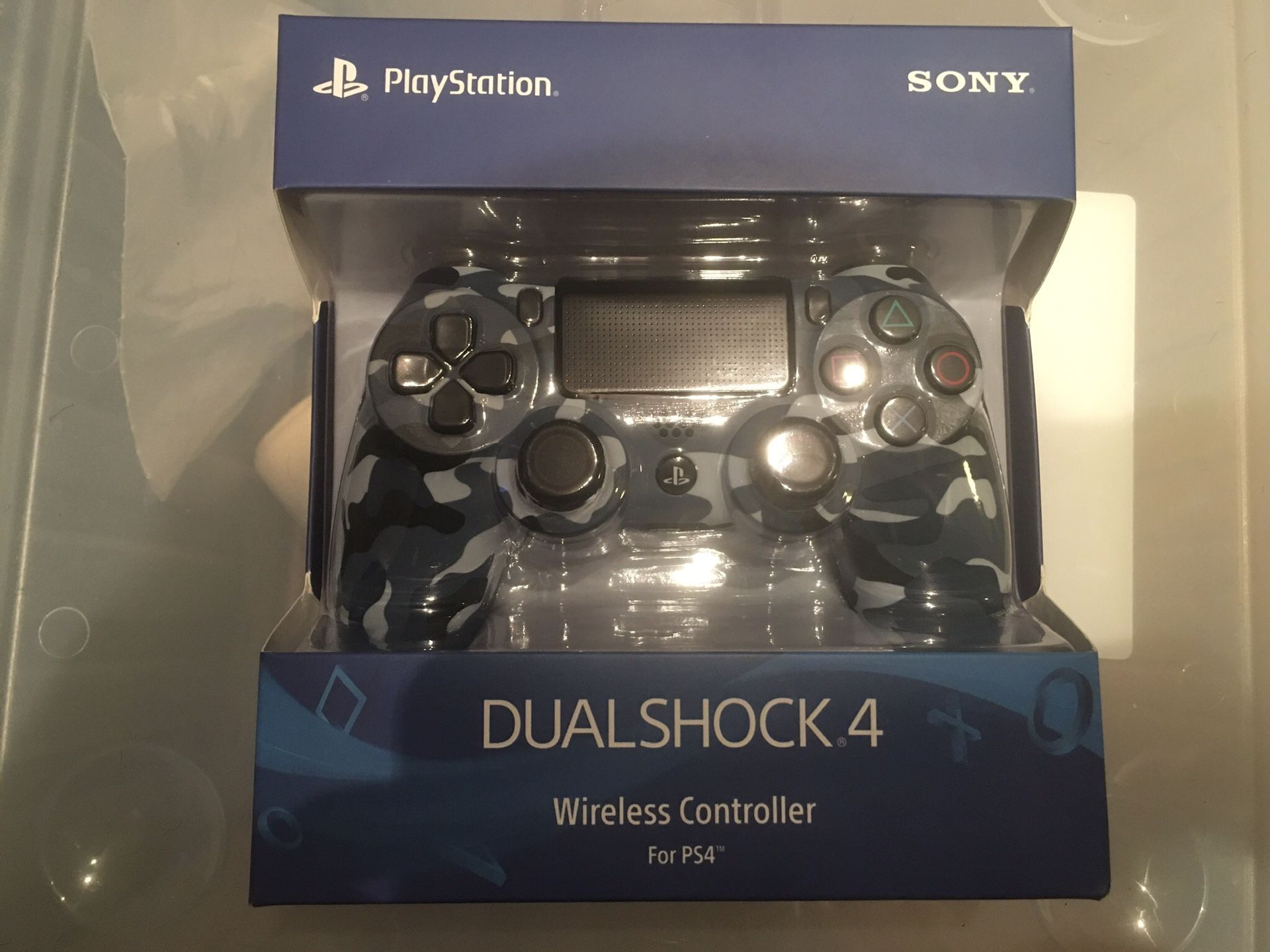 PS4 controller