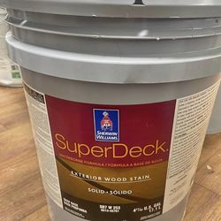 Deck & FENCE Exterior Sherwin Williams Paint $100 . Brown/ Green look! NEW