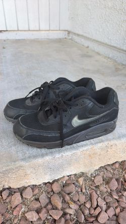 Nike Air Max - Black, size 8