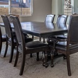 Beautiful Large Dining Table 8 Chairs Leaf