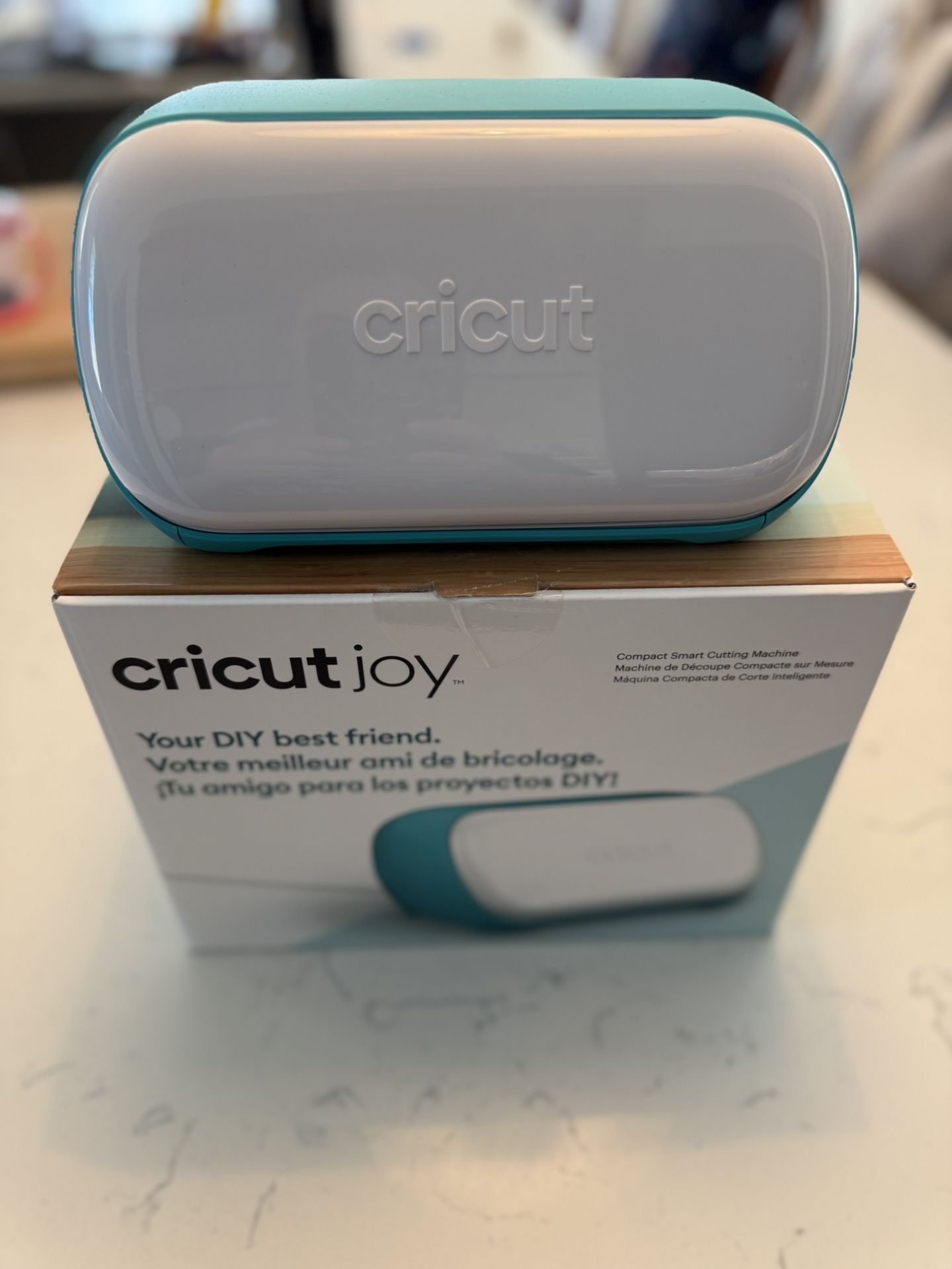 Cricut Joy – Compact Smart Cutting Machine