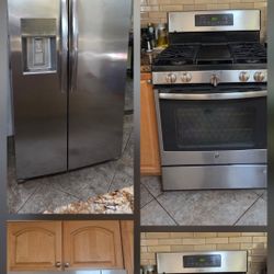 Moving Sale : Stainless Steel Appliances 
