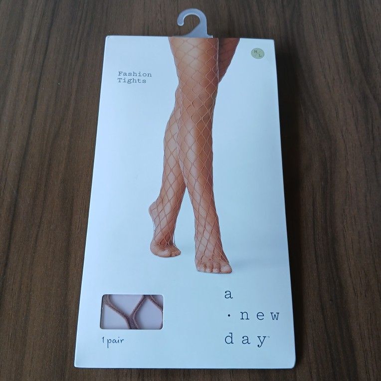 A New Day 4 Pack Caramel Fishnet Fashion Tights Size Large