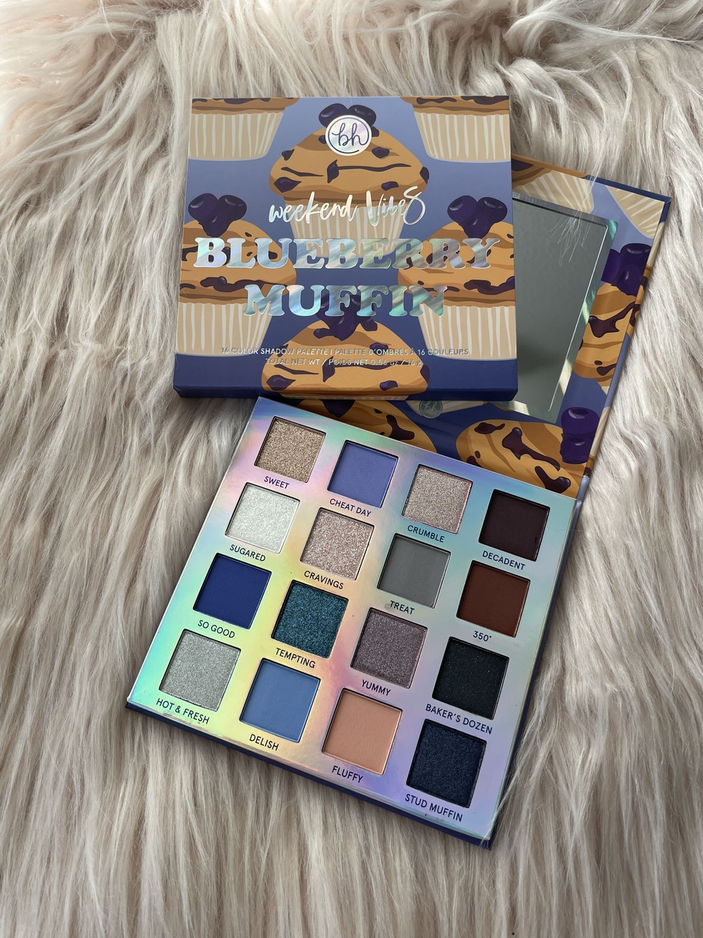 Blueberry Muffin 16 Color Shadow Palette