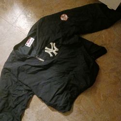 Authentic MLB Yankees Quarter Zip Pull Over Fleece Jacket