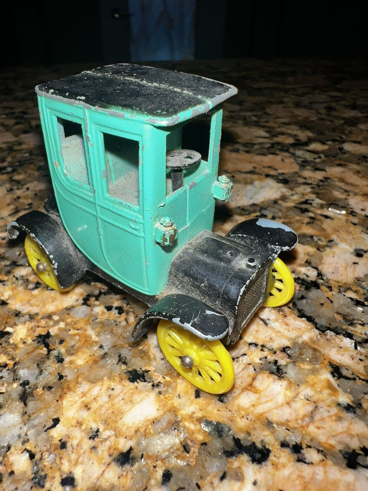 1906 Cadillac Vintage Tootsietoy