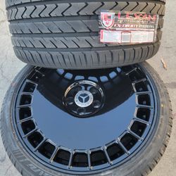20"new Staggerd ROADFORCE Glossy Black Wheels With New Tires For MERCEDES BENZ S560
