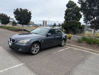 2009 BMW 528i