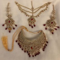 Choker Necklace Set