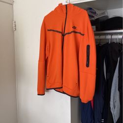 Orange Nike Tech Size XL