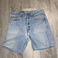Levi’s Denim 501 Shorts Size 32 x 34 (above knees)