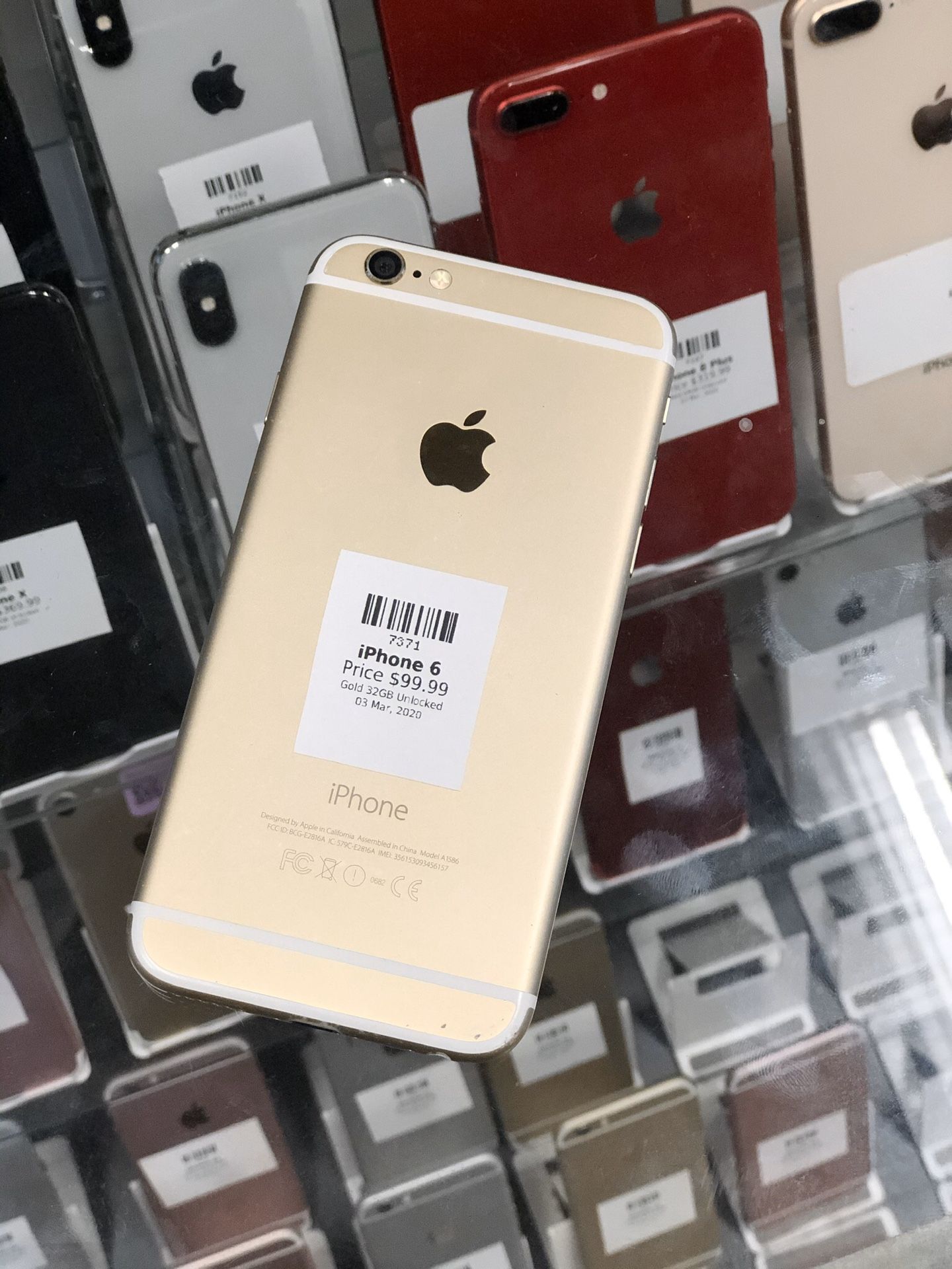 Gold iPhone 6 32GB (CARRIER UNLOCKED)