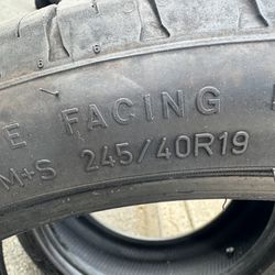 245/40/19 Good year Run Flat Tires