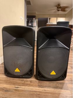 Behringer 15” Speakers