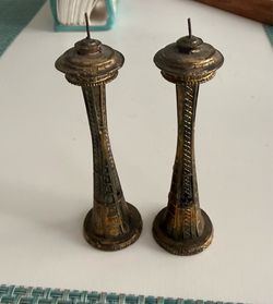 Seattle Space Needle Salt & Pepper Shakers