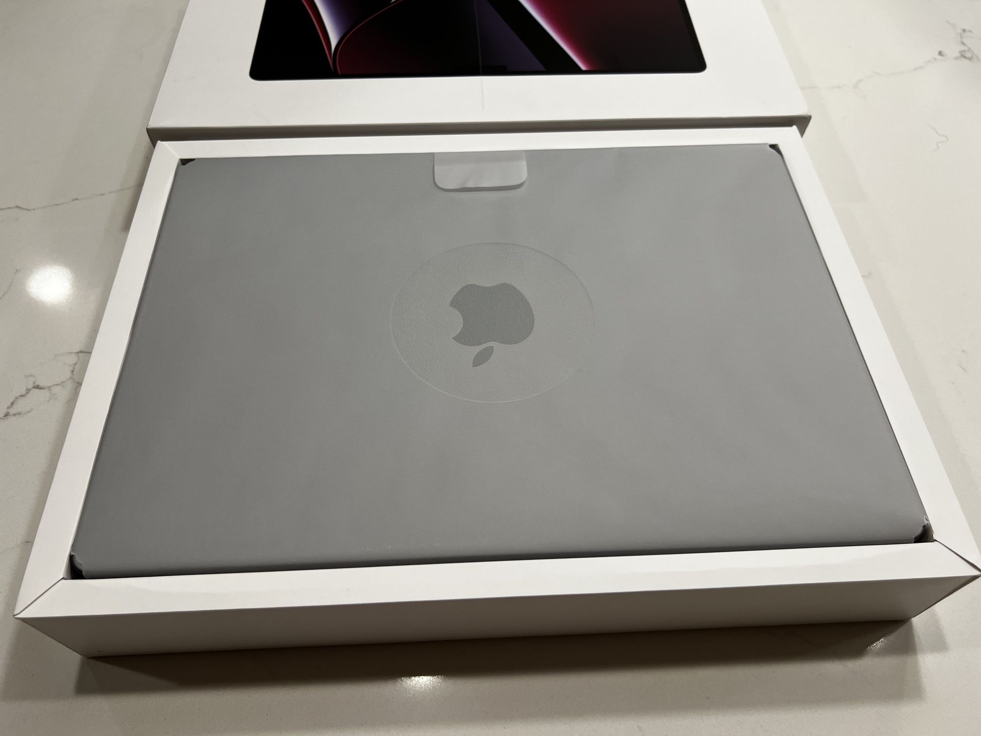 MacBook Pro 2023 14inch 32GB