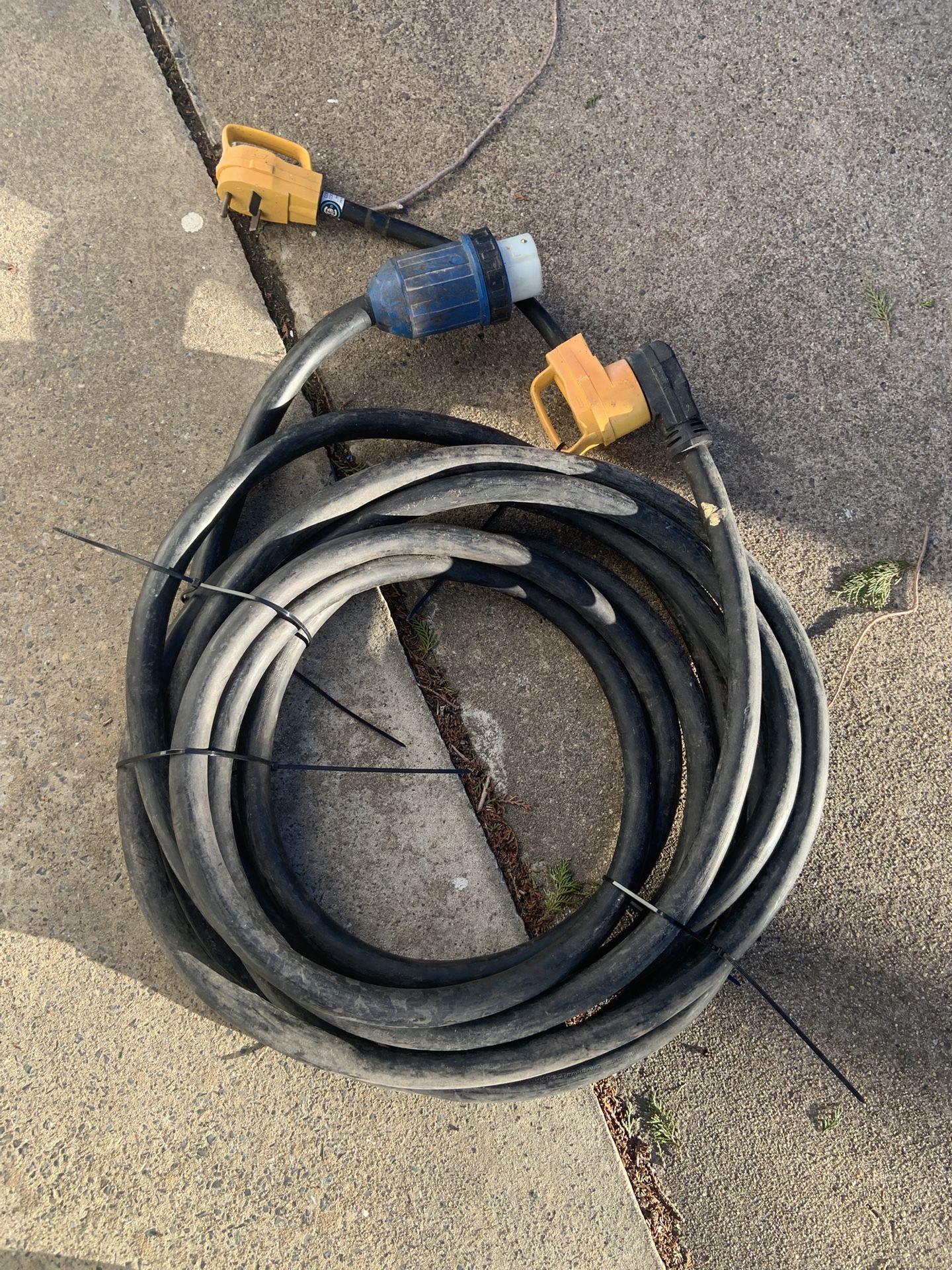 Generator/ RV Charging Cord