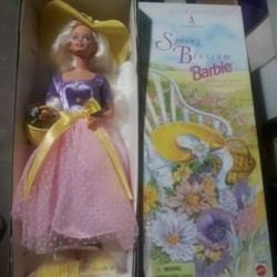 Vintage AVON EXCLUSIVE Barbie Doll