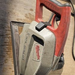 Milwaukee Metal Cutting Saw