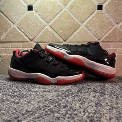 -Jordan 11 lows “bred” -Size 9M -Barely Used -Rep box -Shipping available -Dm for more info