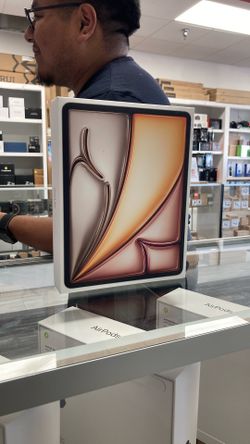 13” iPad Air M4 Chip 128gb