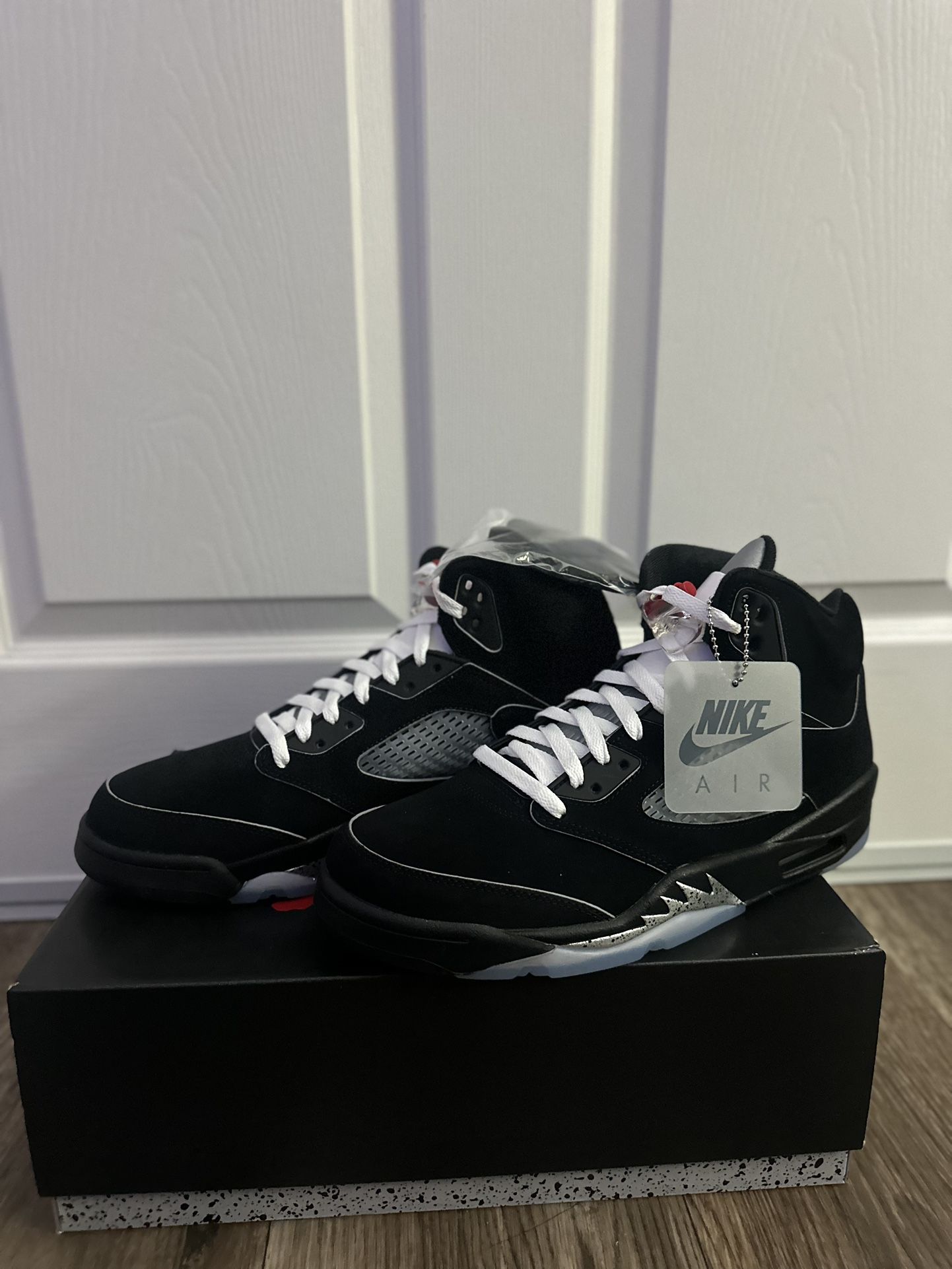 Jordan 5 metallic 10.5 Brand New 
