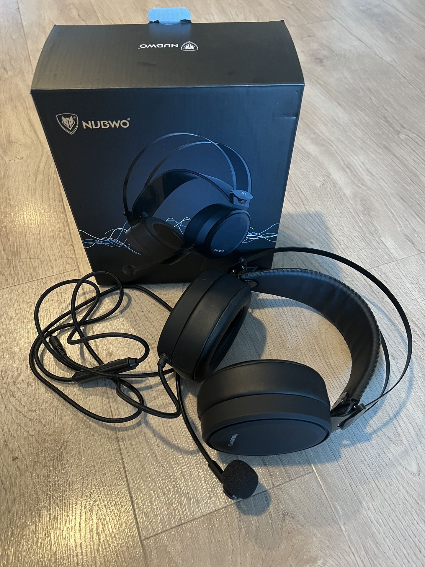 NUBWO Gaming headsets PS4 N7 Stereo Xbox one Headset Wired PC Gaming Headphones with Noise Canceling Mic, Over Ear Gaming Headphones for PC/MAC/PS4/PS