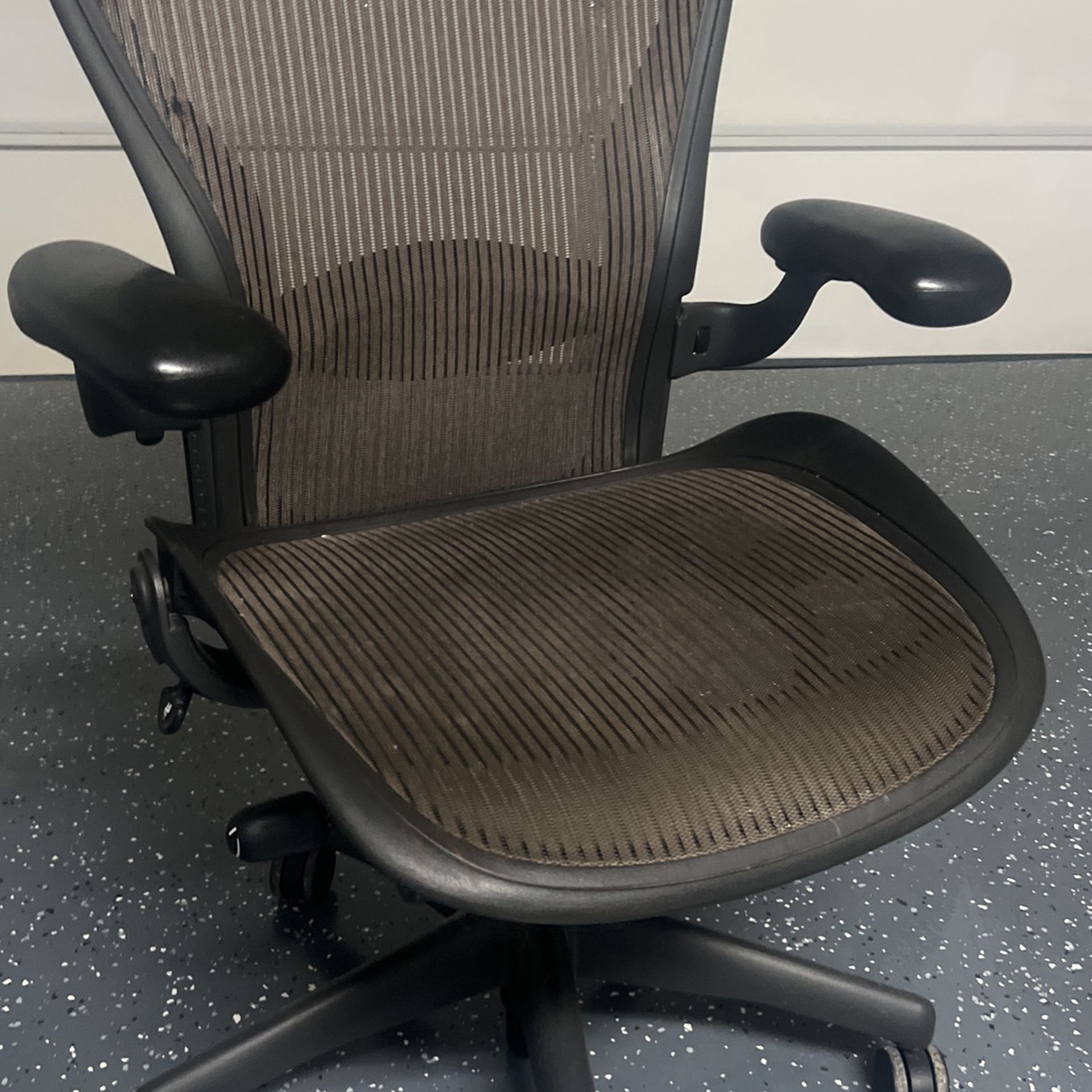Aeron chair Size C