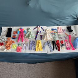 Vintage Lot of Assorted MATTEL Barbie Clothes Shoes  READ!