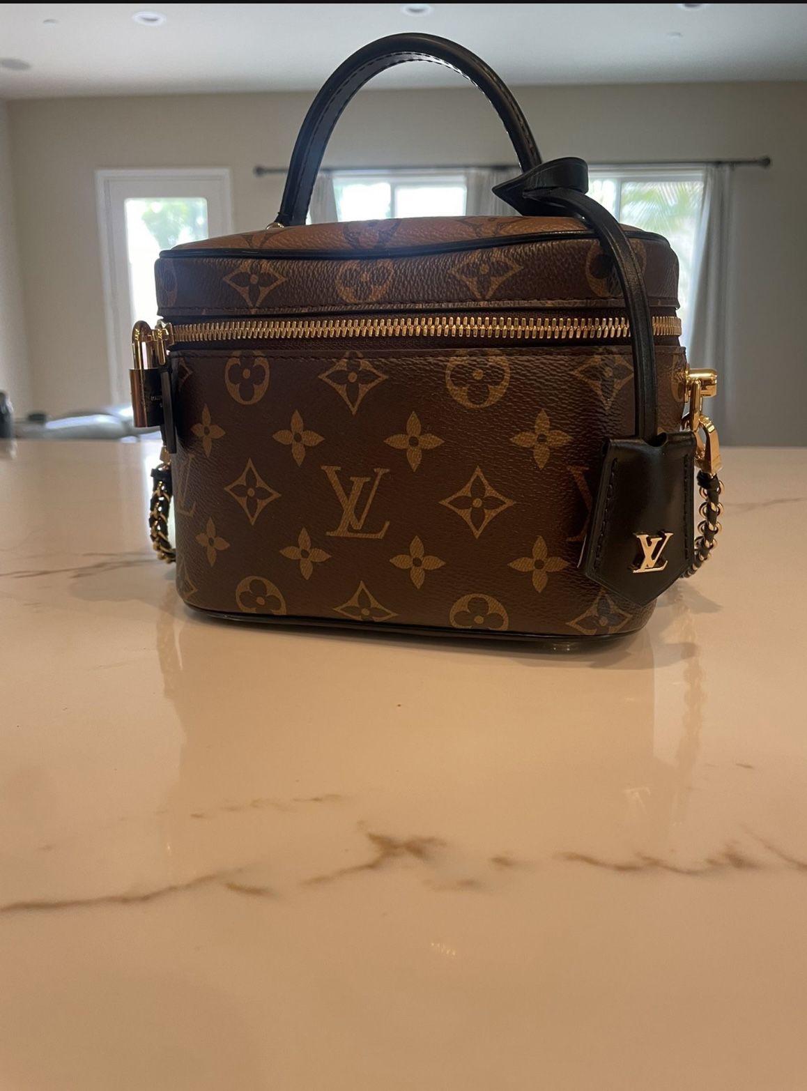 Authentic Louis Vuitton Vanity PM Retail $3,274 With Tax Date Code PL3220  for Sale in Glendora, CA - OfferUp