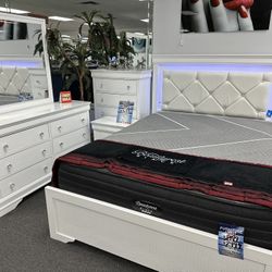 Beautiful 5 PC Bedroom Furniture Sets Now Up To 80% Off Starting At $499 (Limited Time Sale )!