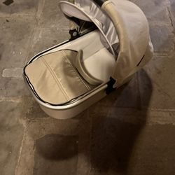 UppaBaby Bassinet For Vista V2