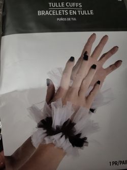Tulle Cuffs