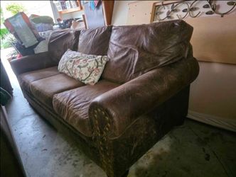 Super Comfortable Brown Leather Sofa / Couch – Nailhead detail