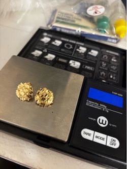 10kt nugget earrings