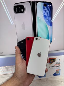 iPhone SE 3 - Factory Unlocked