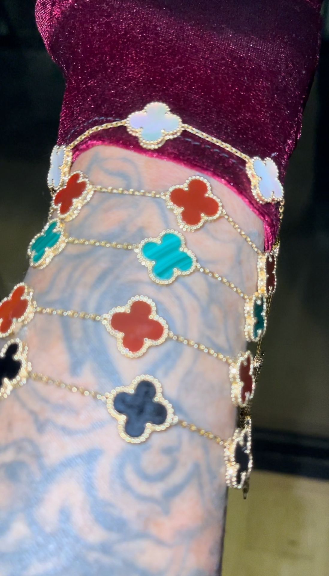 18KT Gold Flower Set Bracelets