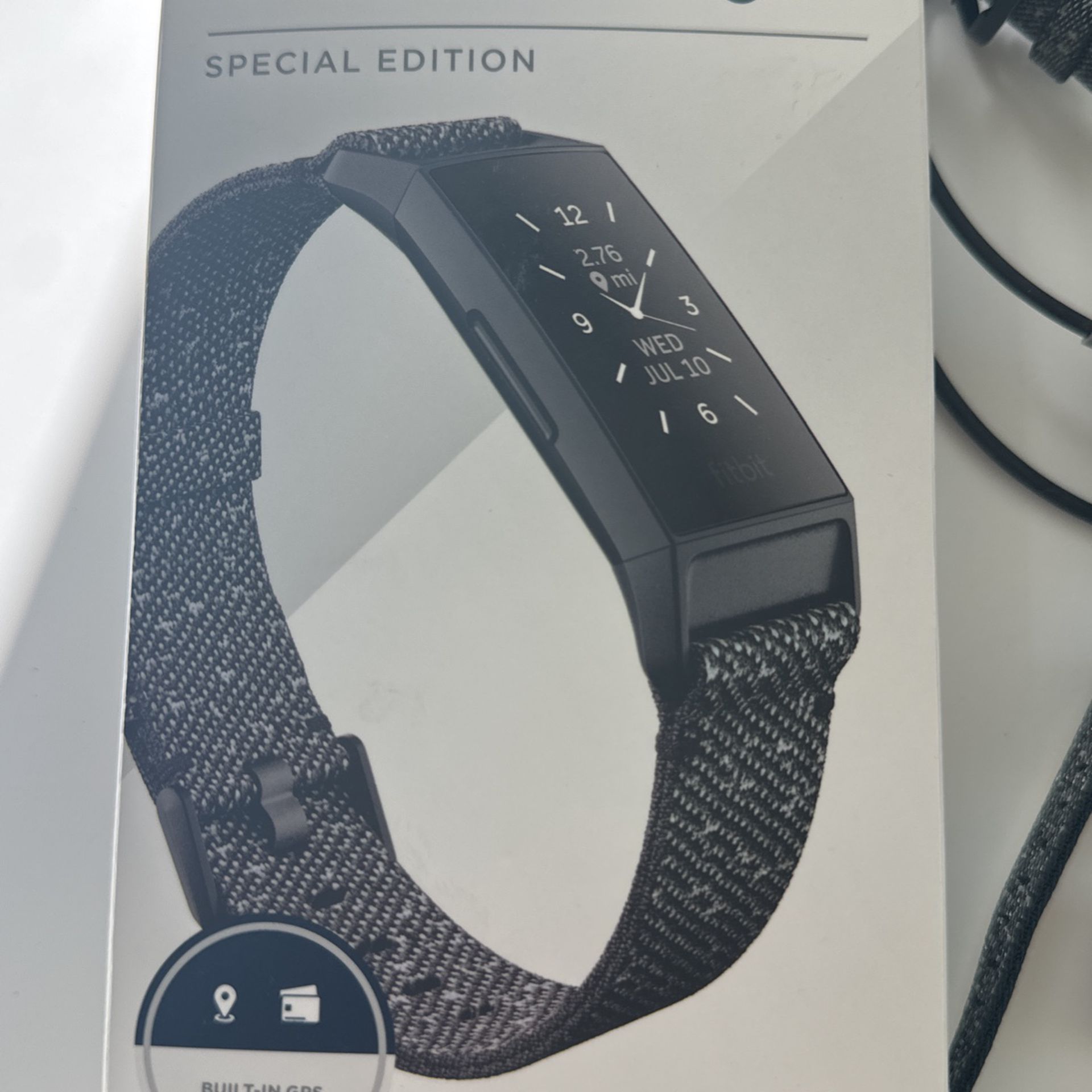 Fitbit Charge 4 NEW 