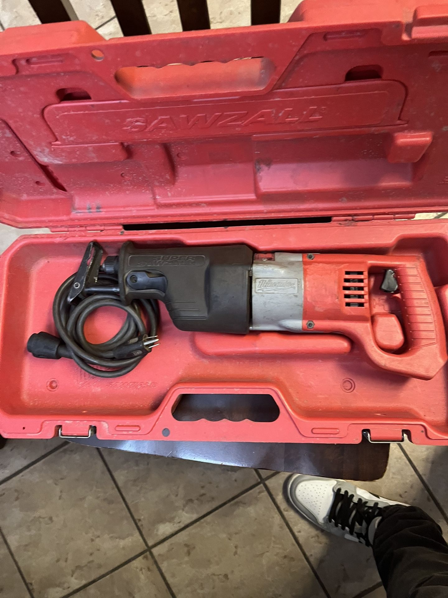 Milwaukee Sawzall w/ Blades & Case