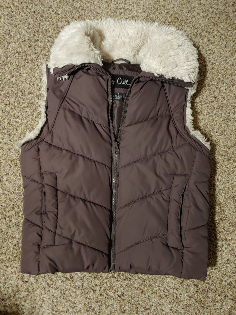 Brown puff vest with fur trim