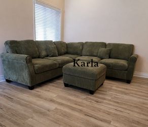 Beautiful‼️4-Pc Corduroy Sectional Sofa With Ottoman Sets