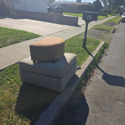 Free Ottomans And Kitchen Griddle Things