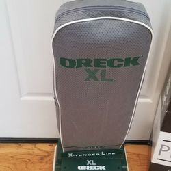   NEW cond ORECK COMMERCIAL  , WORKS EXCELLENT.   IN THE BOX 