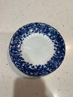 Vintage Japanese Blue and White Sometsuke Small Scalloped Plate