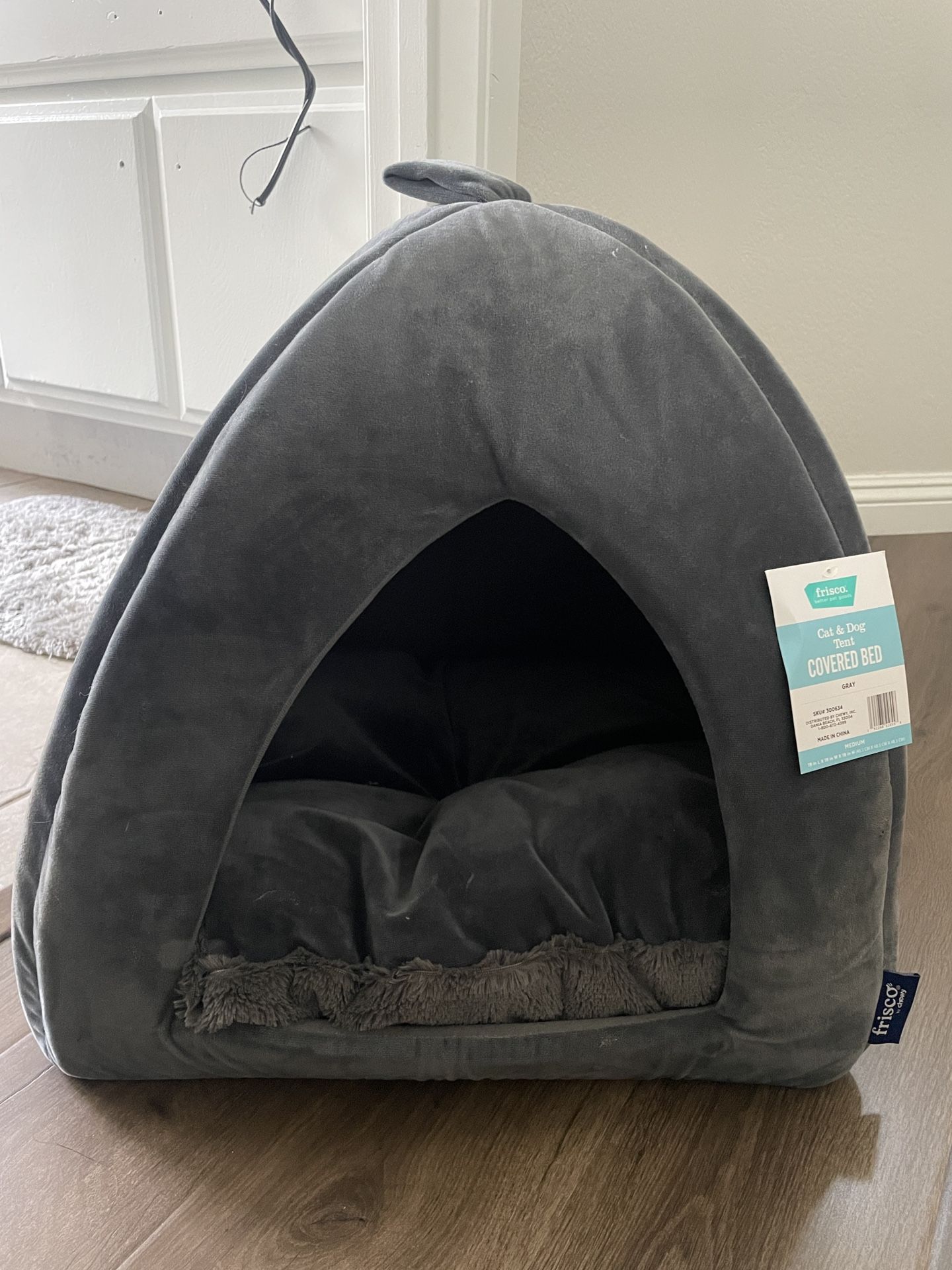 Frisco Tent Covered Cat & Dog Bed, Gray, Medium