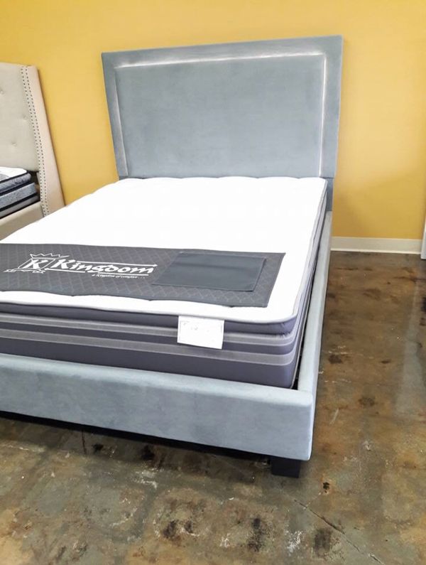 New Gray Velvet Platform Bed Frame Twin Full Queen King Cal Mattress Set Sold Separately No Box Spring Required For In Livermore Ca